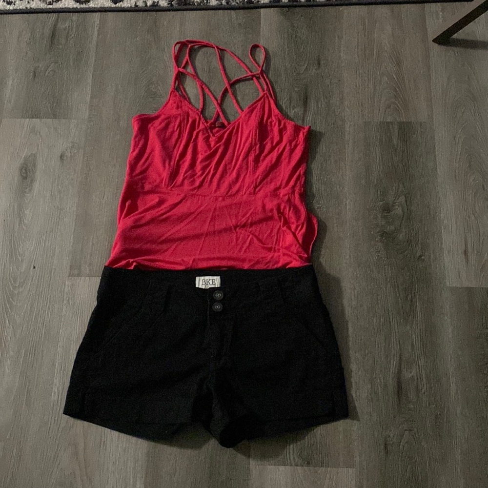 BKE shorts and top outfit